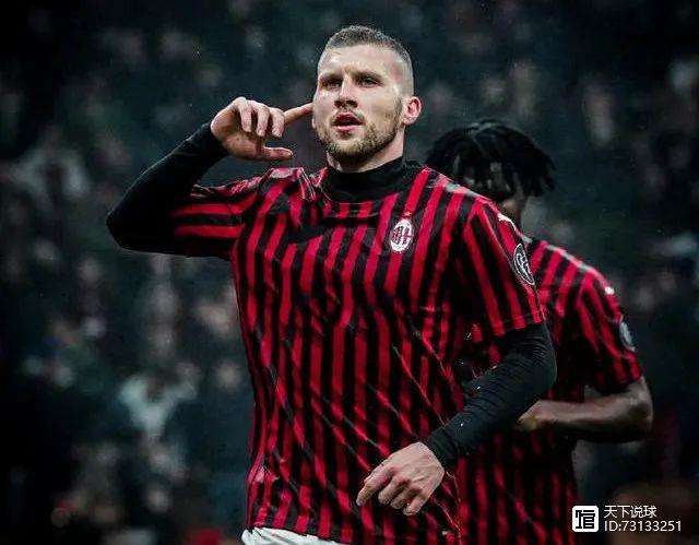 B体育网站入口-包含AC米兰备战新赛季：伊布、卡利尼奇领衔球员名单公布的词条