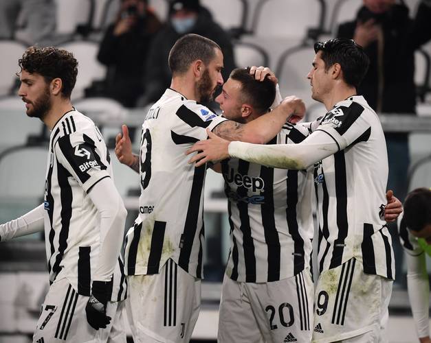 尤文图斯主场0-0战平AC米兰,双方激烈对垒的简单介绍 尤文图斯主场0-0战平AC米兰,双方激烈对垒的简单介绍