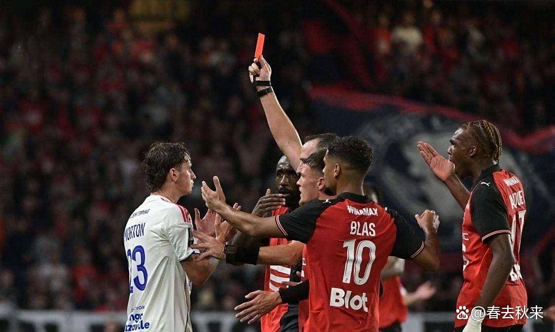 B体育下载-包含里昂球员技惊四座，取得胜利的词条